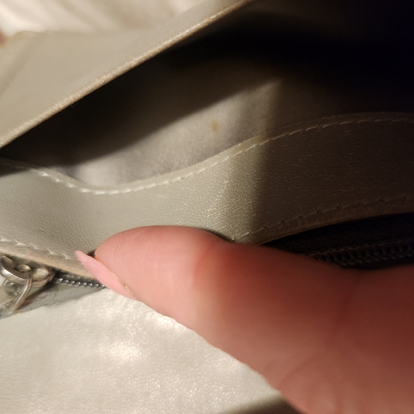 Chanel Wallet/ Organizer - Picture 6 of 14